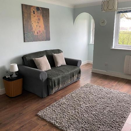 15 Maple Court Apartment Oxford Bagian luar foto